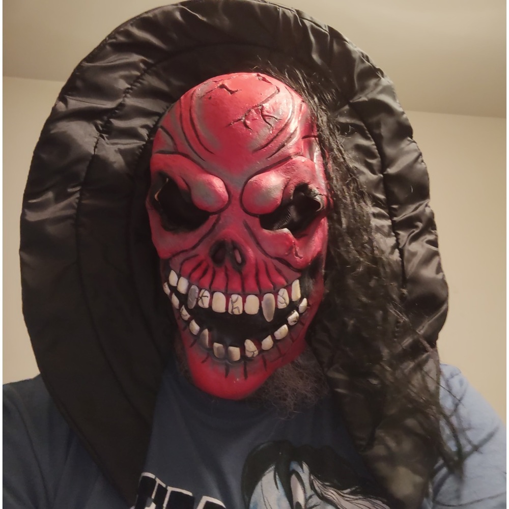Red Skull Halloween 🎃 spooky Mask